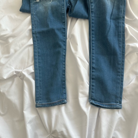 American Eagle Distressed Jeggings - Picture 8 of 9